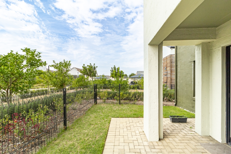 1 Bedroom Property for Sale in Jakarandas Western Cape